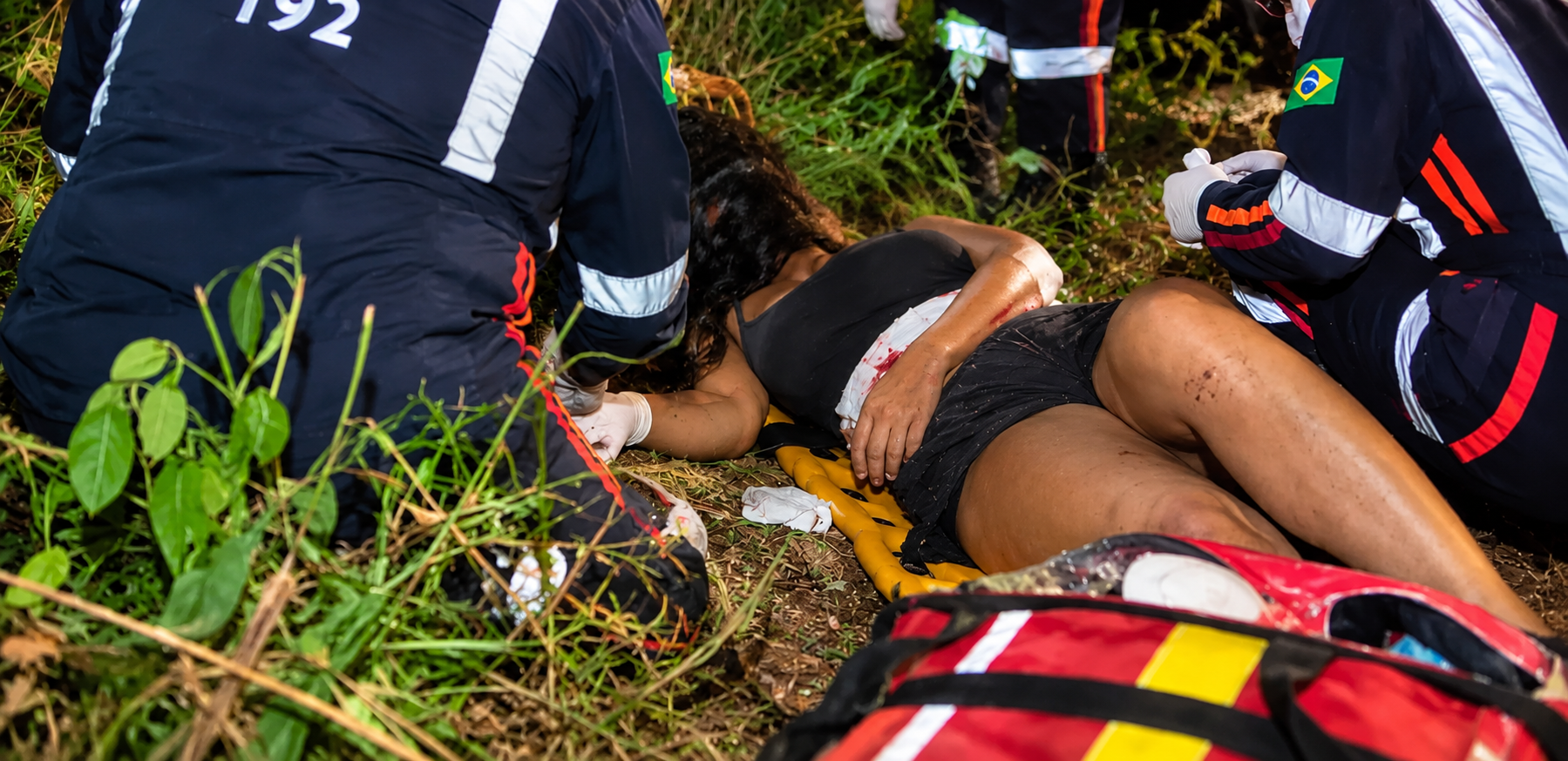 Mulher é encontrada ferida em área de matagal após tentativa de homicídio a facadas em Ji-Paraná